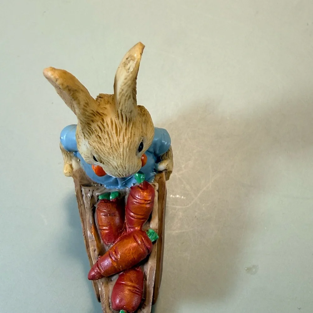 Charming Rabbit Miniature Figurine Carrying Wagon with Carrots NEW